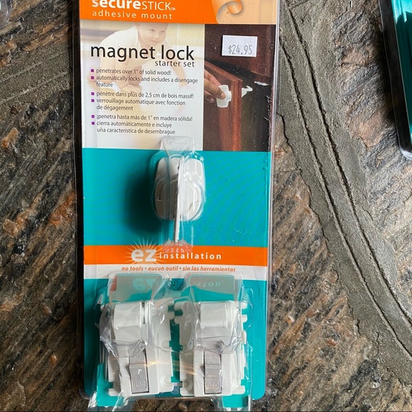 Child proof locks for cupboards - Picture 3 of 4